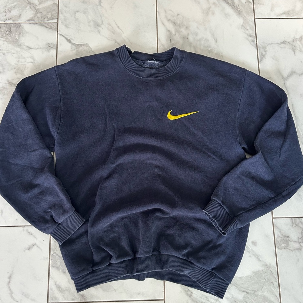 90’s Vintage Nike Navy Crewneck Sweatshirt with Embroidered Big Swoosh
